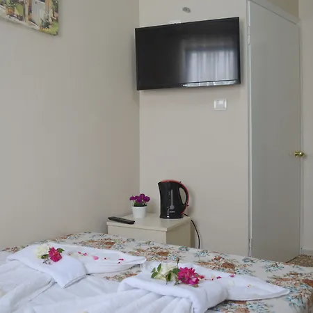 Hotell Mai 2*